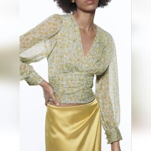 Zara Paisley Print Multicolor Long Sleeve Blouse. Size Large. Good preowned cond